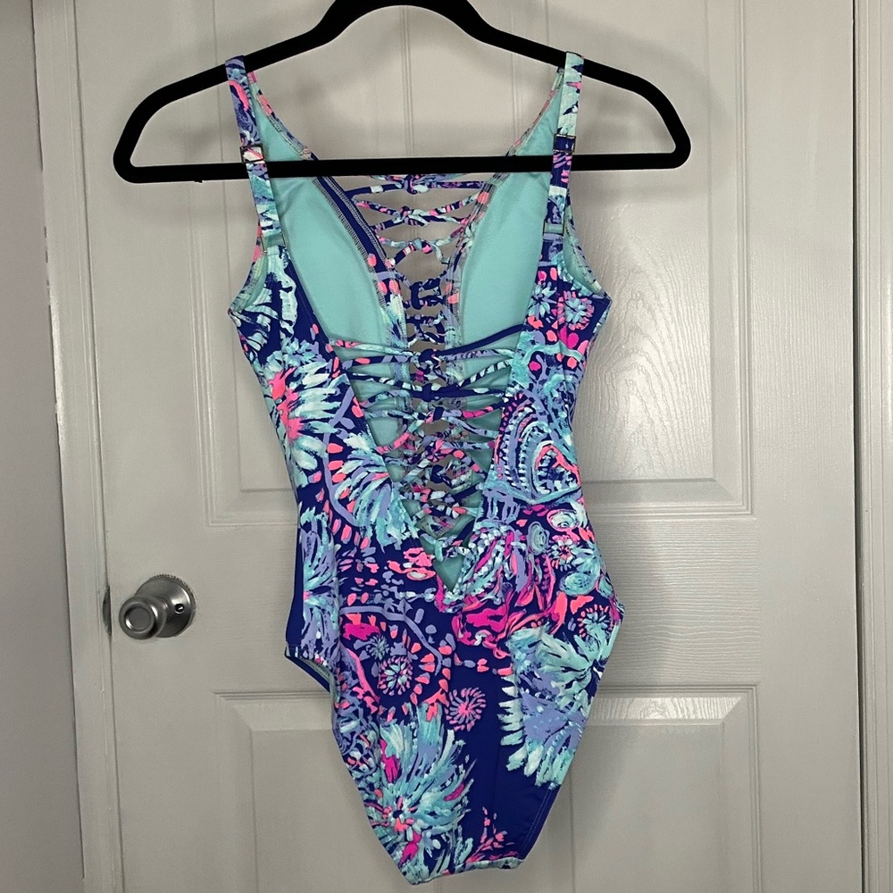 Lilly Pulitzer Twilight Blue Isle Lattice Swimsuit 0 NWT - Picture 2 of 4